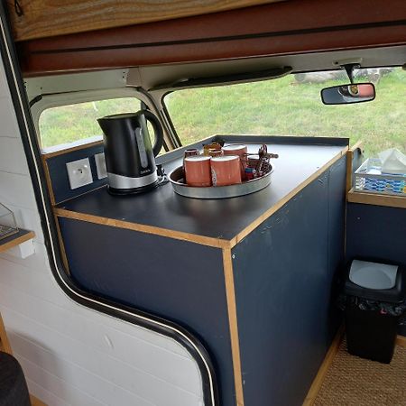 Camping Car Vintage Saint-Barthelemy-le-Plain Екстер'єр фото