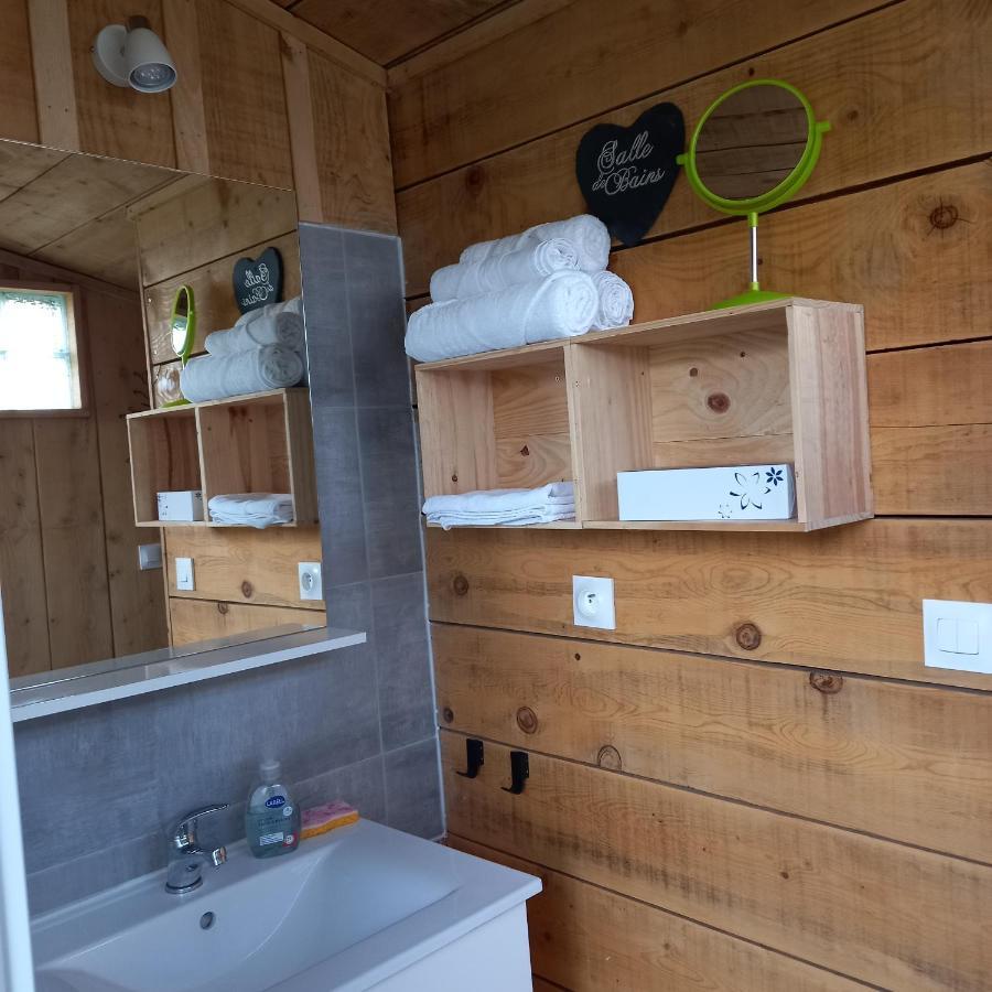 Camping Car Vintage Saint-Barthelemy-le-Plain Екстер'єр фото